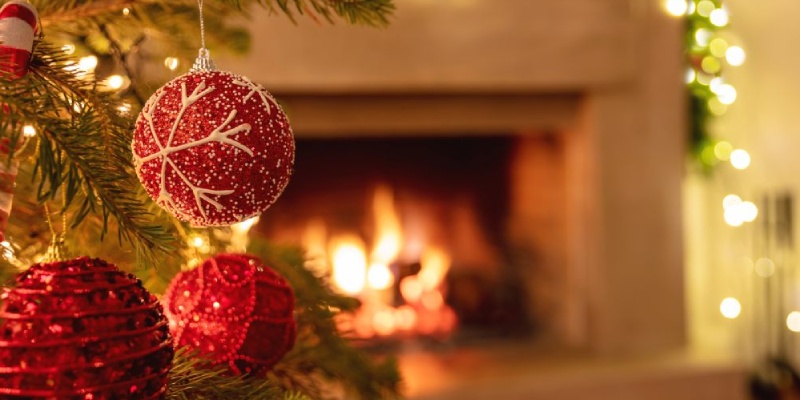 Easy Christmas Fireplace Decor Ideas To Inspire